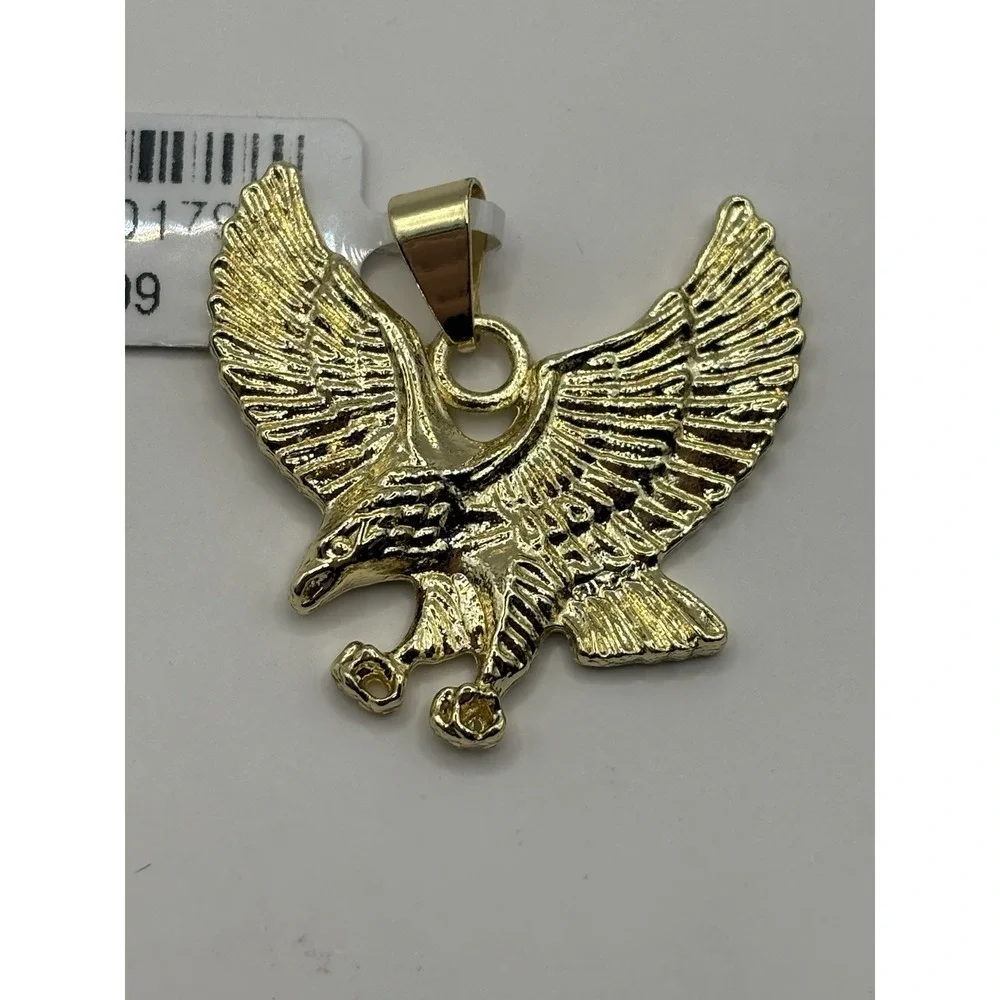 MSRP $40 Gold Tone Eagle Pendant Brand New - Picture 2 of 3